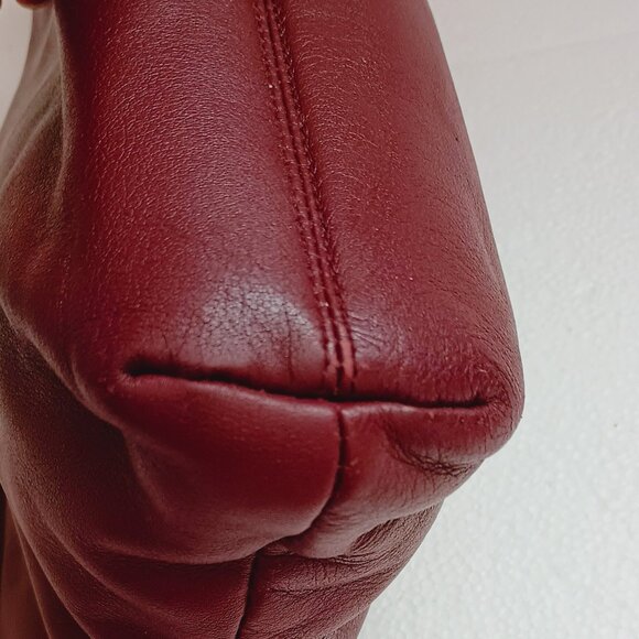 Share Etienne Aigner Leather Crossbody Bag Classic Vintage Oxblood Logo Purse - Picture 8 of 16